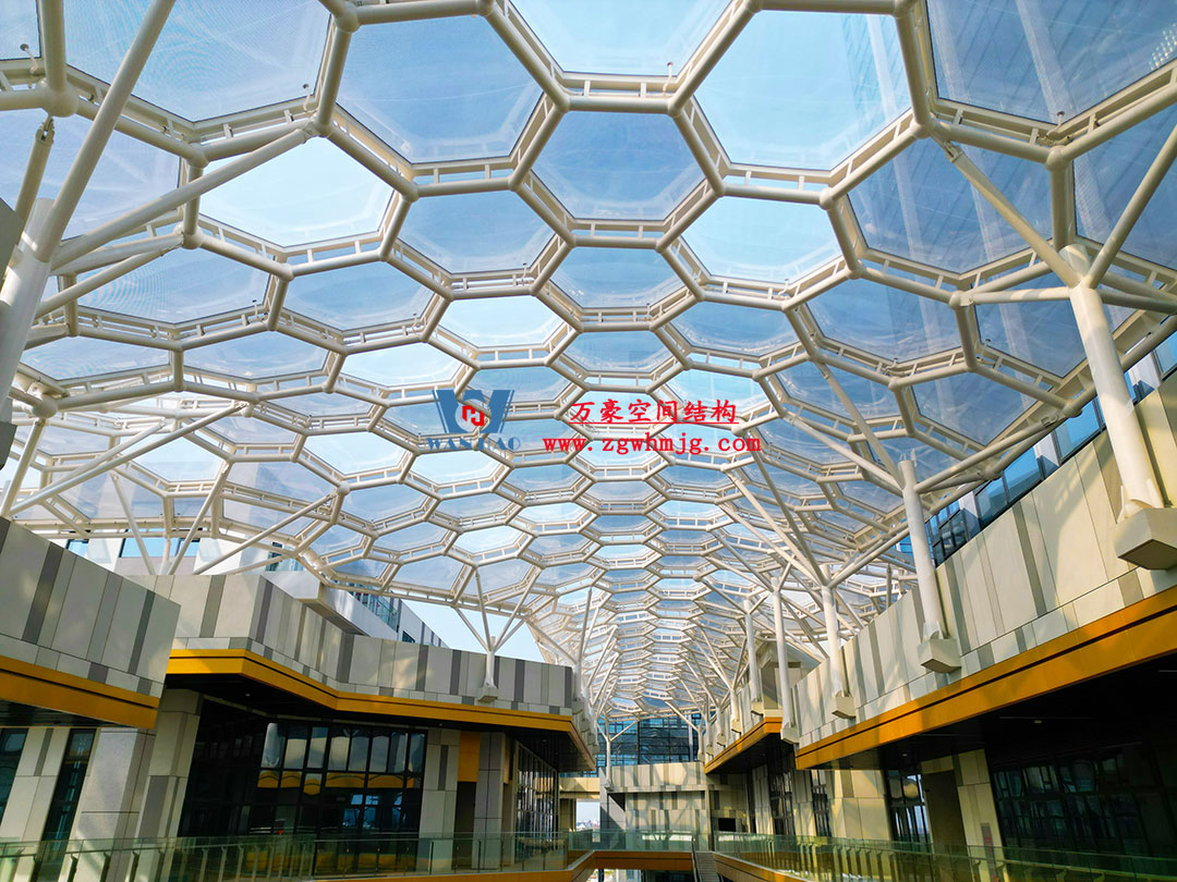 ETFE膜材有什么優(yōu)點(diǎn)？ETFE膜結(jié)構(gòu)有哪些分類？