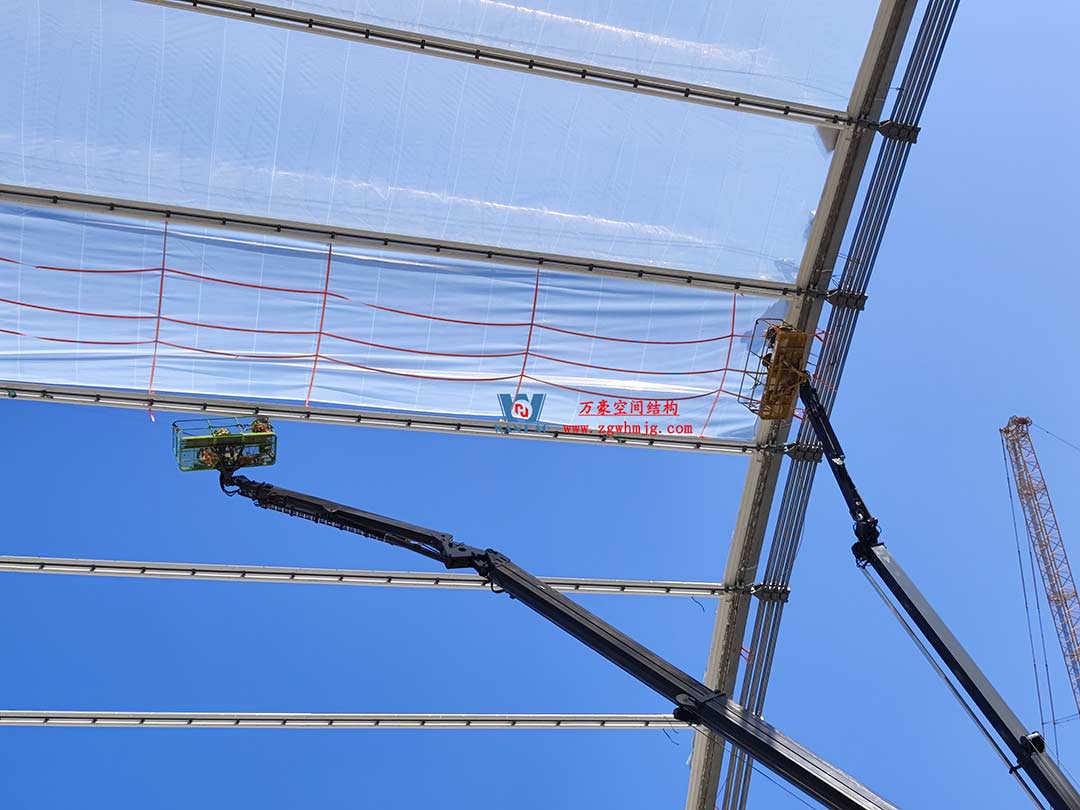 太湖之畔，華燈初上|無錫奧體中心施工加速