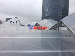 膜結(jié)構(gòu)膜材中ETFE膜與PTFE膜哪個(gè)好？分別有什么特點(diǎn)？