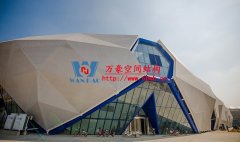 膜結(jié)構(gòu)建筑有哪幾種類型？各類膜結(jié)構(gòu)建筑分別有哪些優(yōu)缺點(diǎn)？